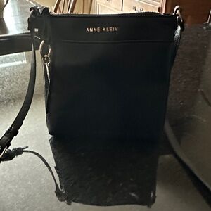 Anne Klein Elegant Black Crossbody Bag